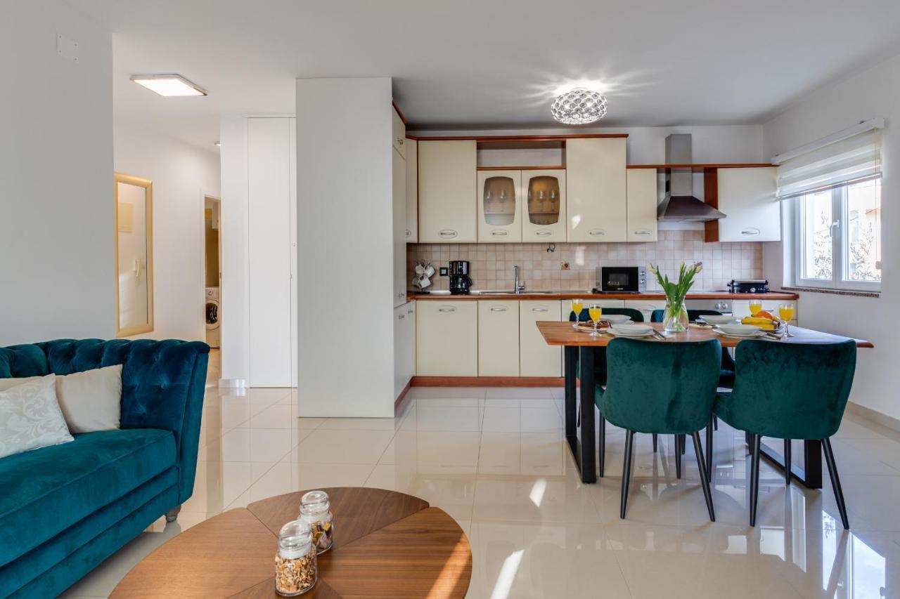 Elegant Two Bedroom Apartment Zadar Exterior foto